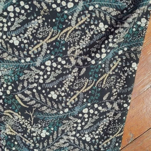 Ann Taylor LOFT Floral Print Black Pants Sz 6 - Picture 10 of 11